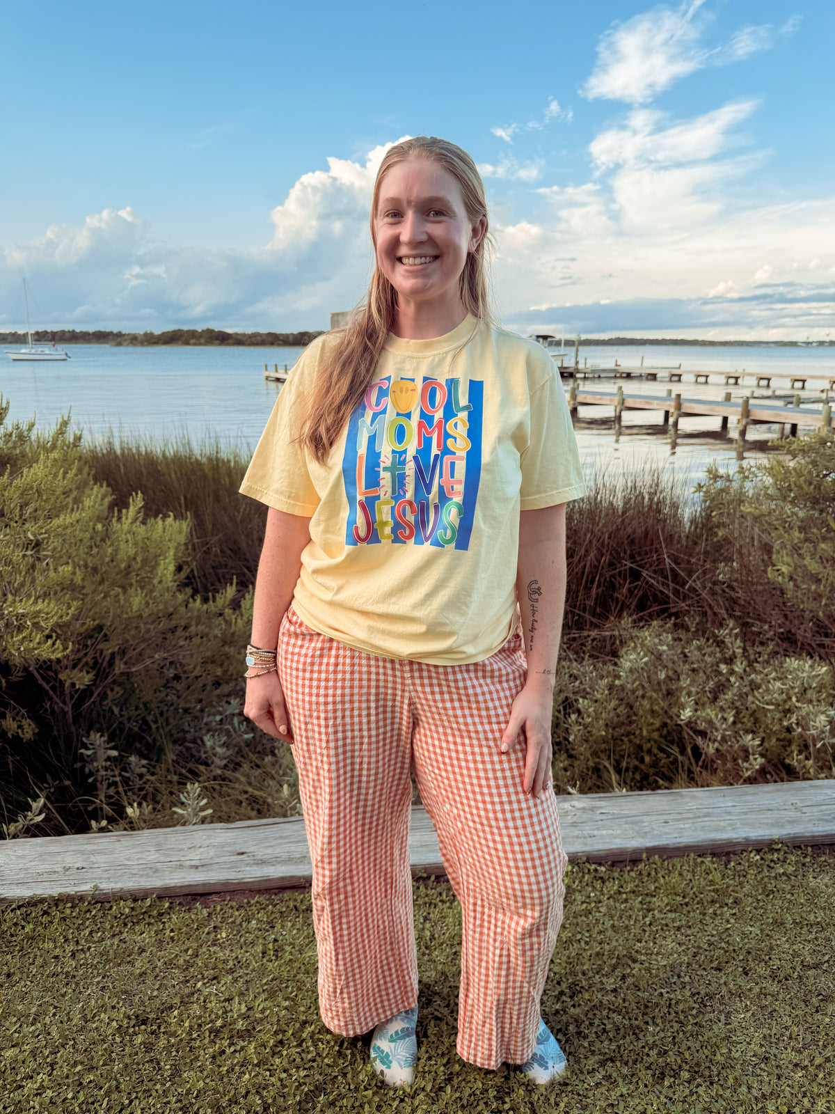 Cool Moms Love Jesus T-Shirt